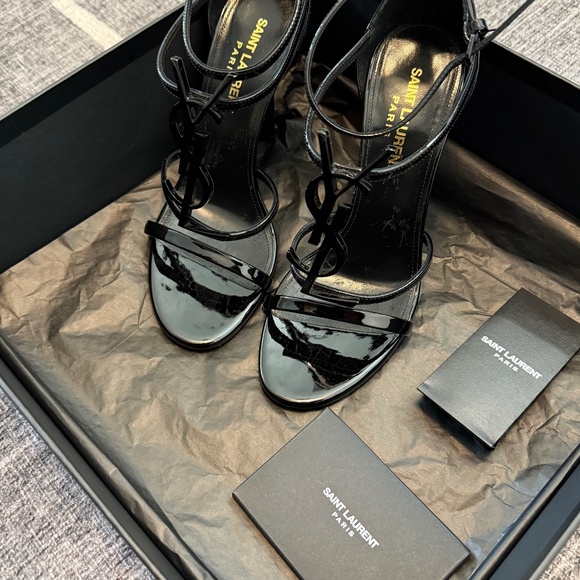 CASSANDRA SANDALS IN PATENT LEATHER BLACK - Picture 1 of 7